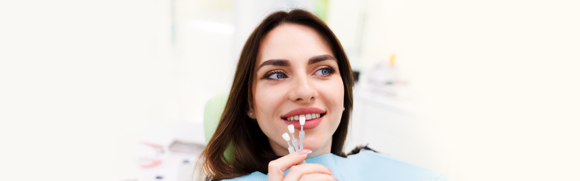 A Guide to Teeth Veneers and How We Use Them